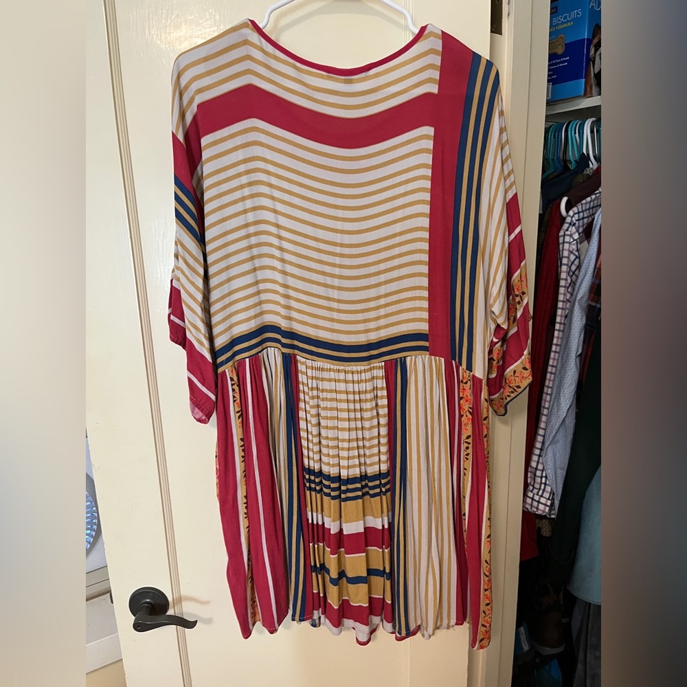 Colorful Striped Tunic - Picture 4 of 4